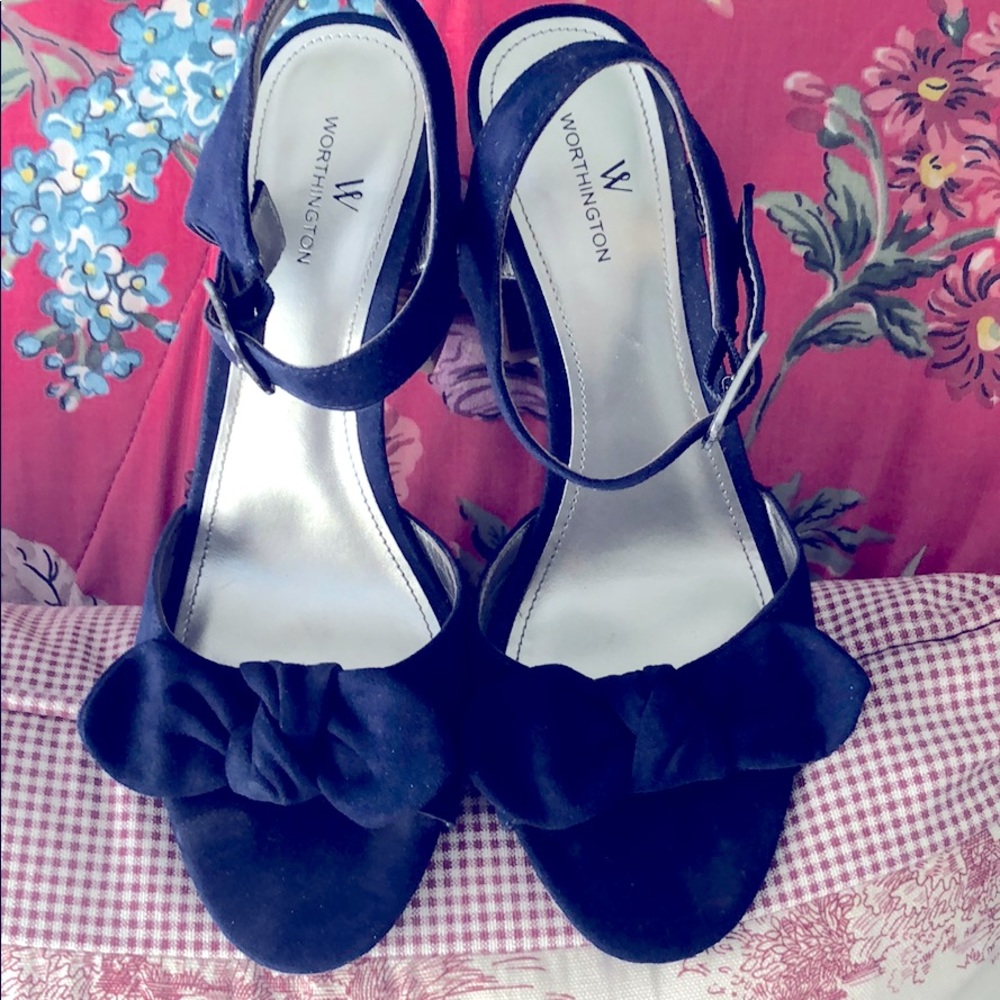 Worthington Navy suede sandals - Picture 2 of 3